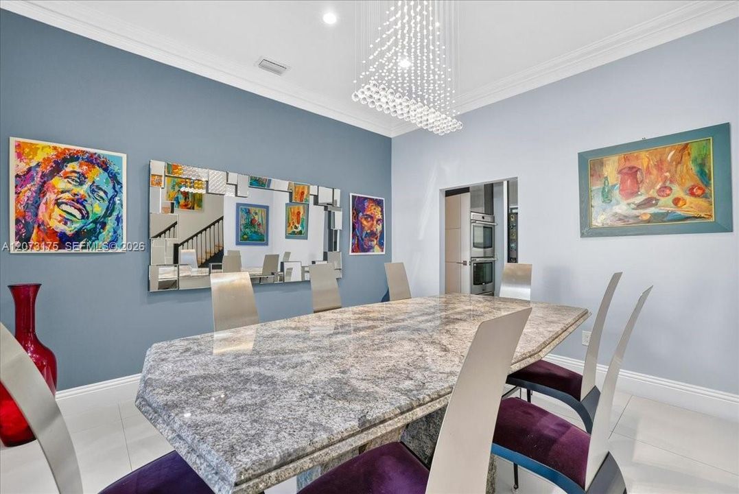 For Sale: $1,150,000 (4 beds, 2 baths, 2894 Square Feet)