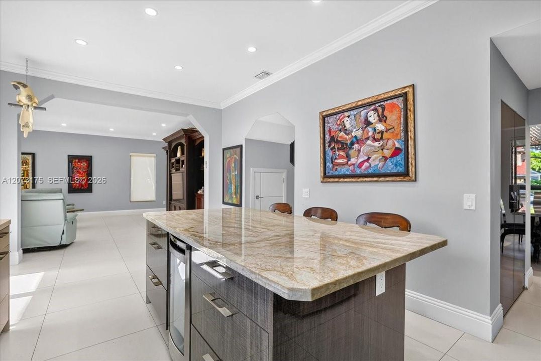 For Sale: $1,150,000 (4 beds, 2 baths, 2894 Square Feet)