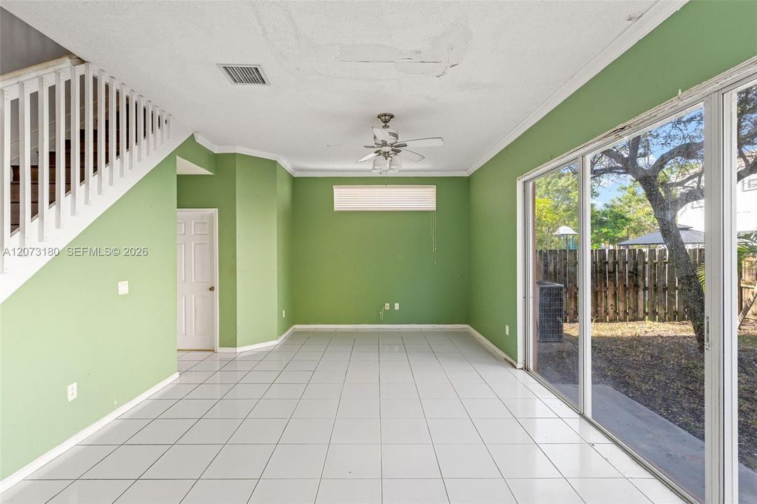 For Sale: $579,900 (3 beds, 2 baths, 2189 Square Feet)