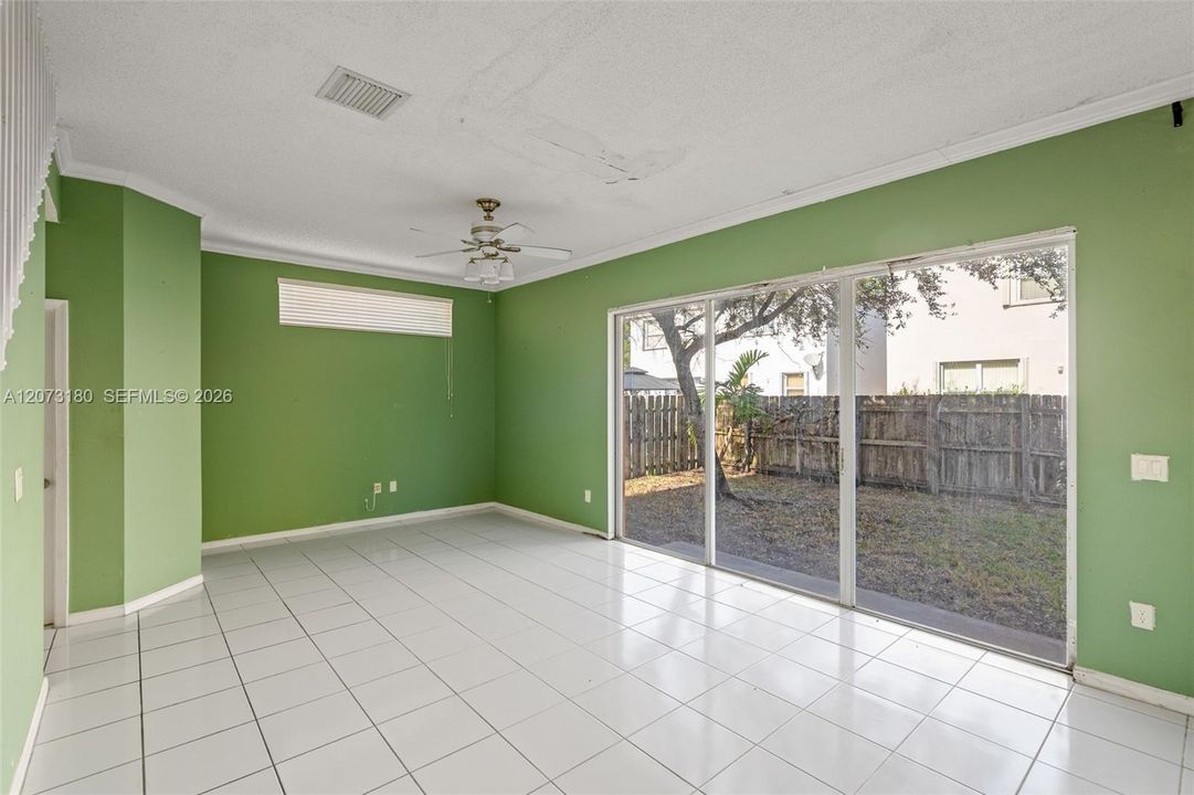 For Sale: $579,900 (3 beds, 2 baths, 2189 Square Feet)
