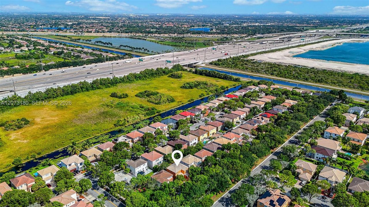 For Sale: $579,900 (3 beds, 2 baths, 2189 Square Feet)
