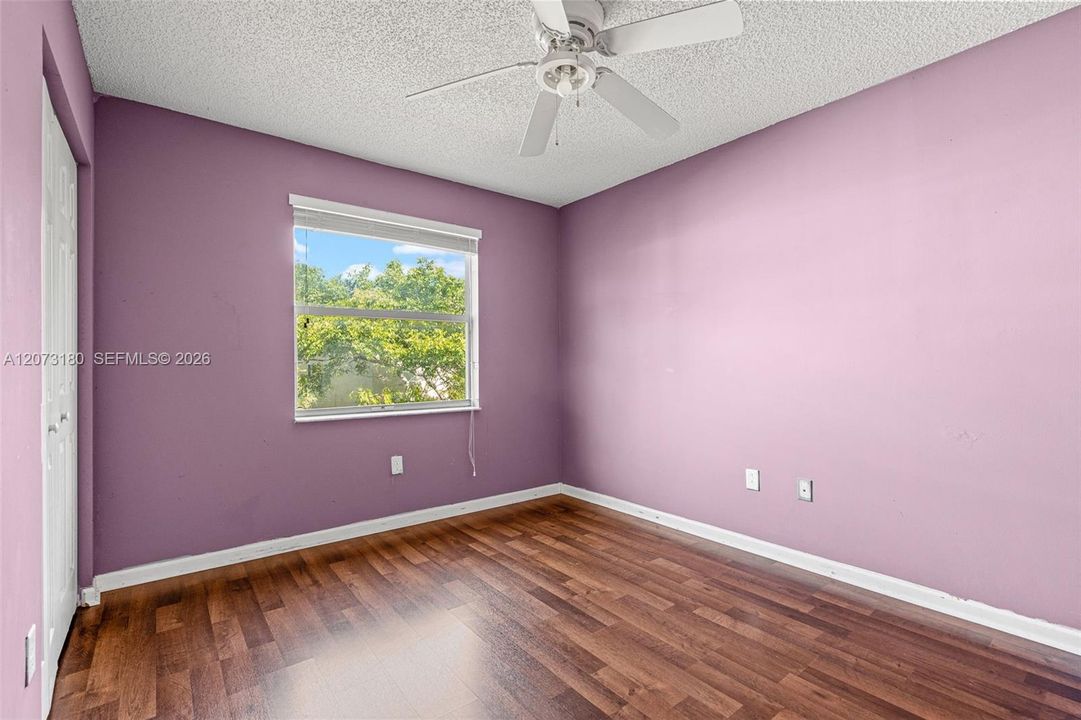 For Sale: $579,900 (3 beds, 2 baths, 2189 Square Feet)