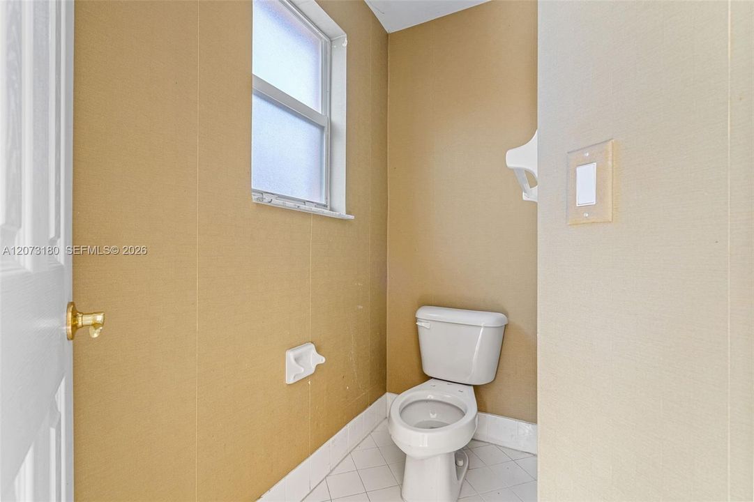 For Sale: $579,900 (3 beds, 2 baths, 2189 Square Feet)