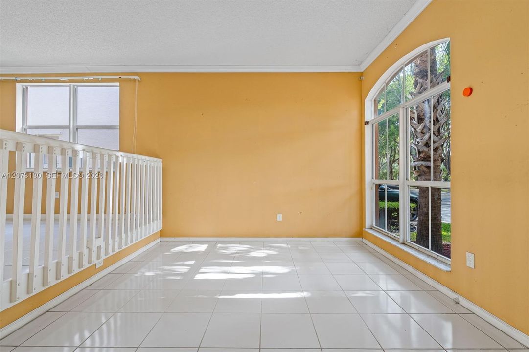 For Sale: $579,900 (3 beds, 2 baths, 2189 Square Feet)