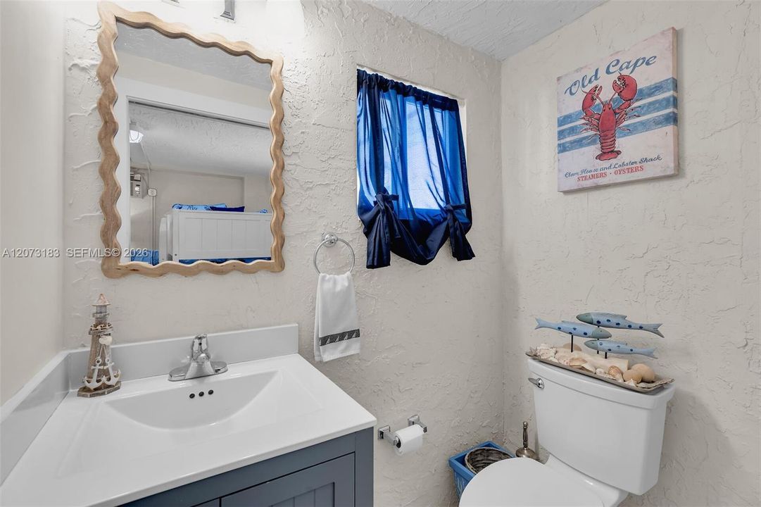 Half Bath ground FL