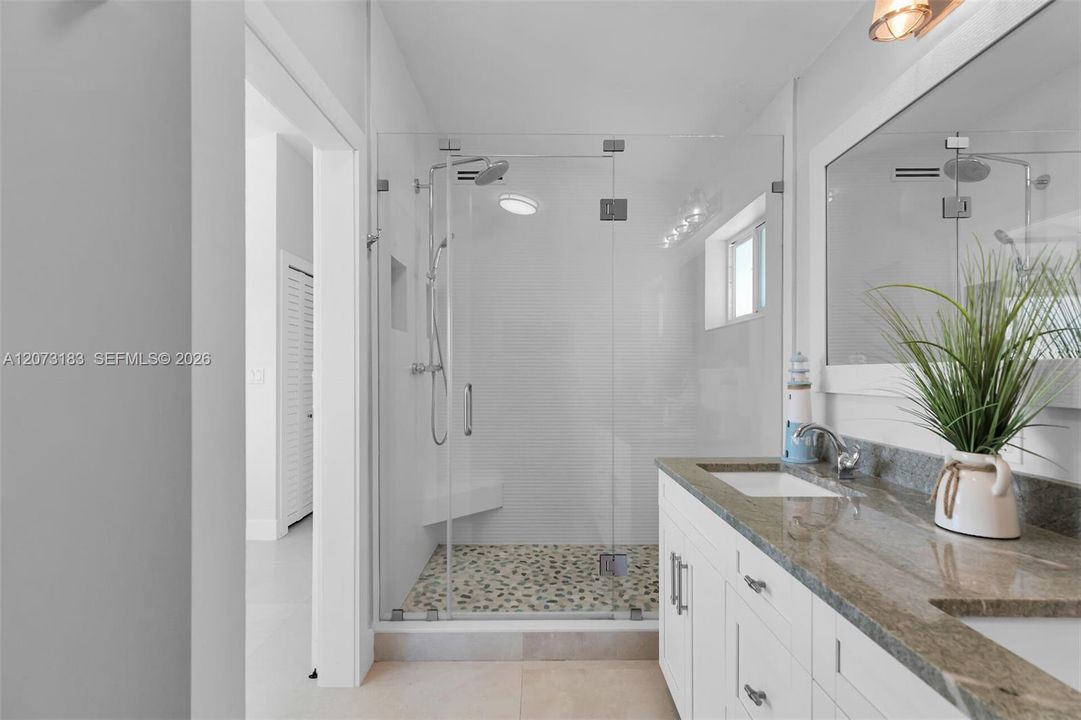 Private primary bath