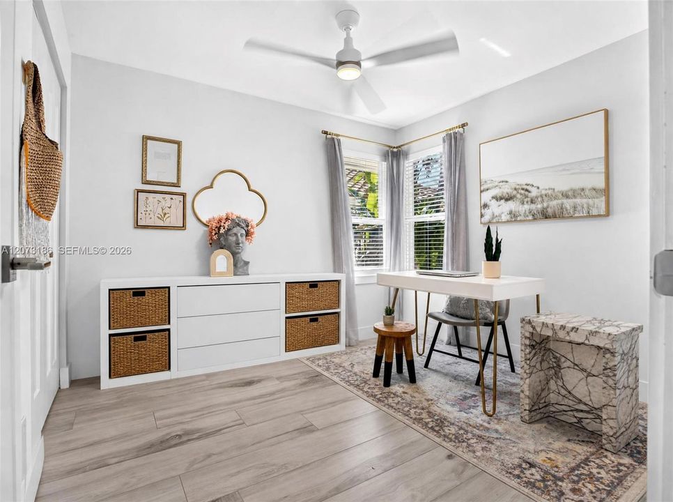 En Venta: $1,299,000 (4 camas, 3 baños, 2414 Pies cuadrados)