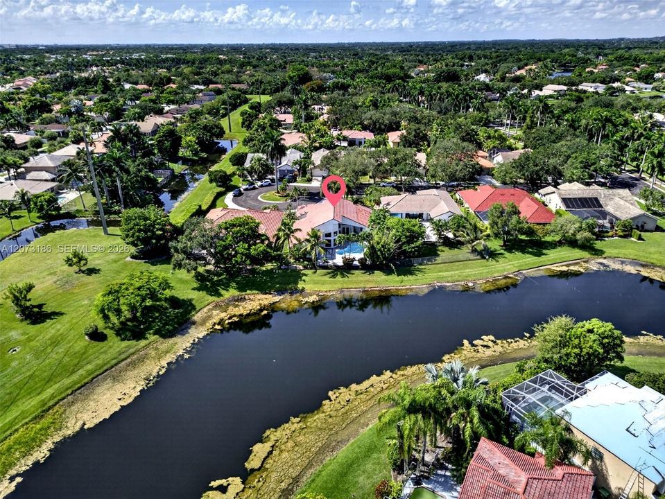 En Venta: $1,299,000 (4 camas, 3 baños, 2414 Pies cuadrados)
