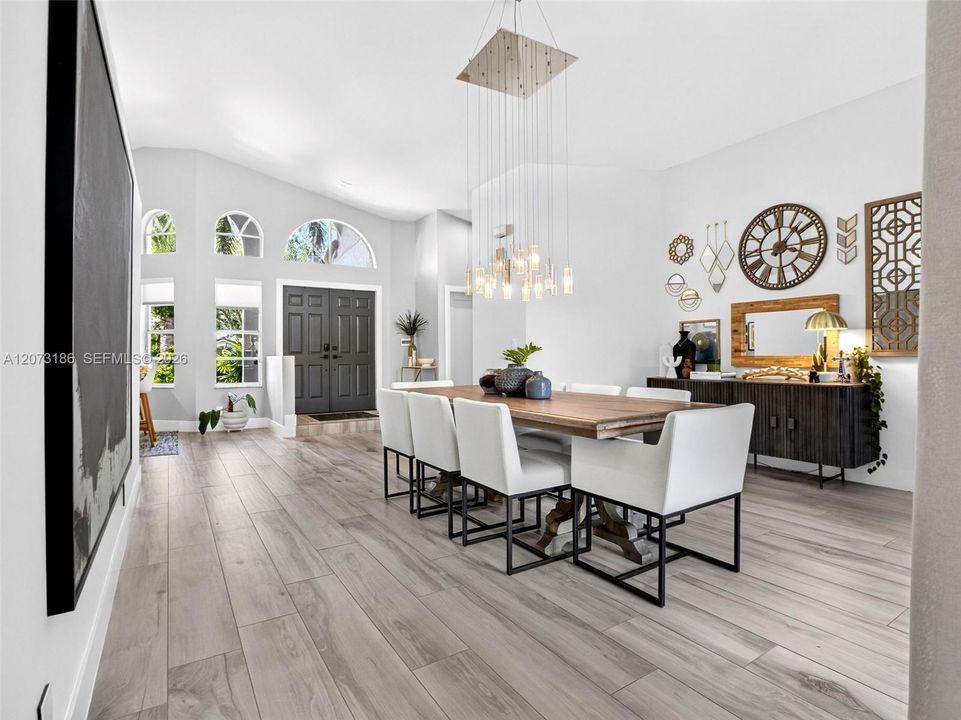 En Venta: $1,299,000 (4 camas, 3 baños, 2414 Pies cuadrados)