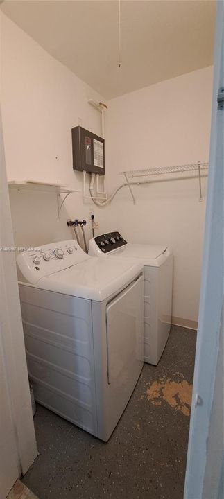 Washer & Dryer
