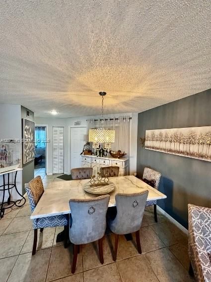 For Rent: $1,850 (1 beds, 1 baths, 720 Square Feet)