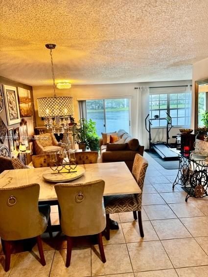 For Rent: $1,850 (1 beds, 1 baths, 720 Square Feet)