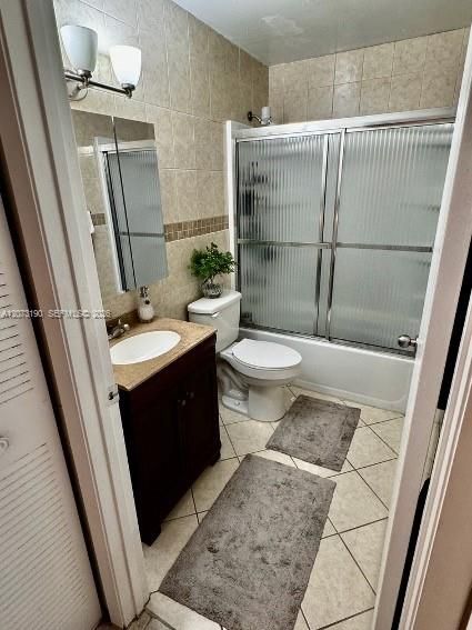 For Rent: $1,850 (1 beds, 1 baths, 720 Square Feet)