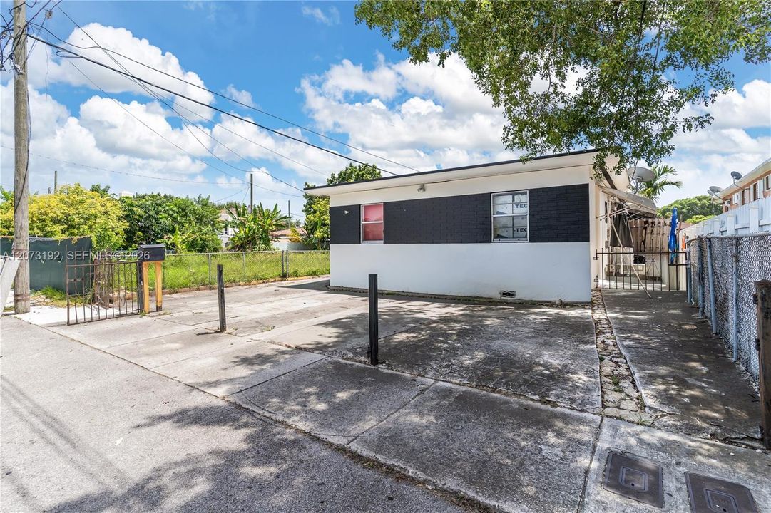 For Sale: $600,000 (0 beds, 0 baths, 2652 Square Feet)