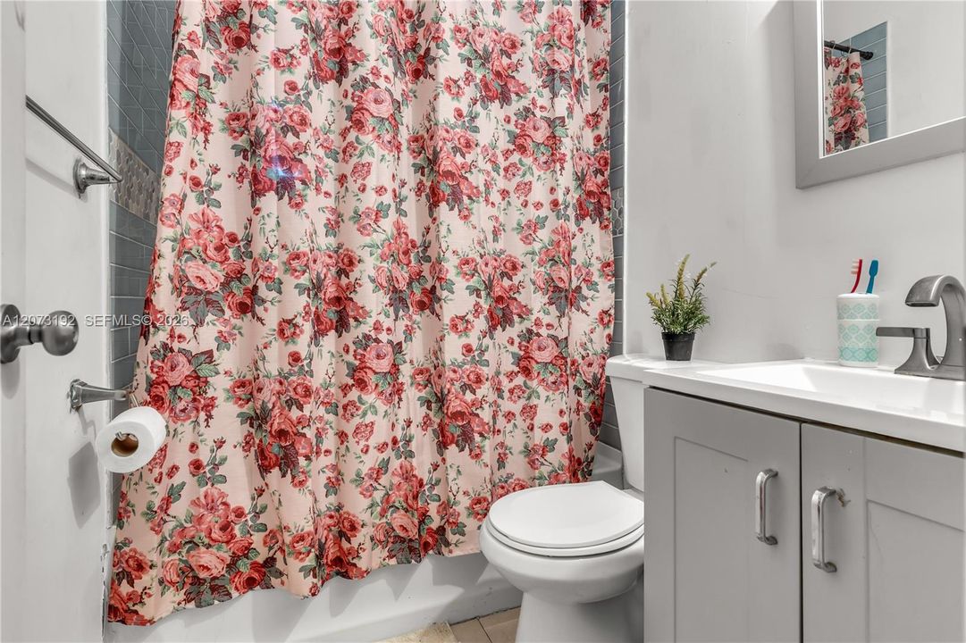 For Sale: $600,000 (0 beds, 0 baths, 2652 Square Feet)