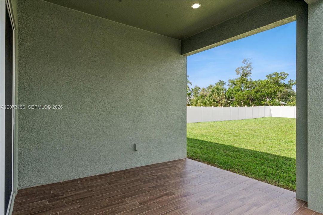 For Rent: $3,600 (4 beds, 2 baths, 1768 Square Feet)