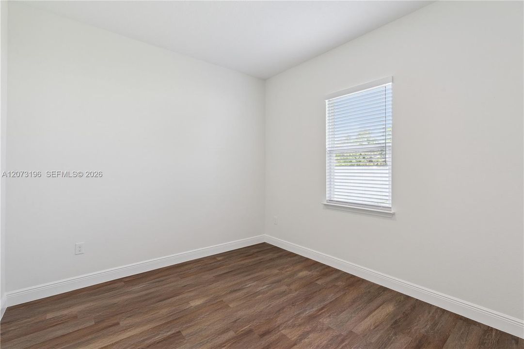For Rent: $3,600 (4 beds, 2 baths, 1768 Square Feet)