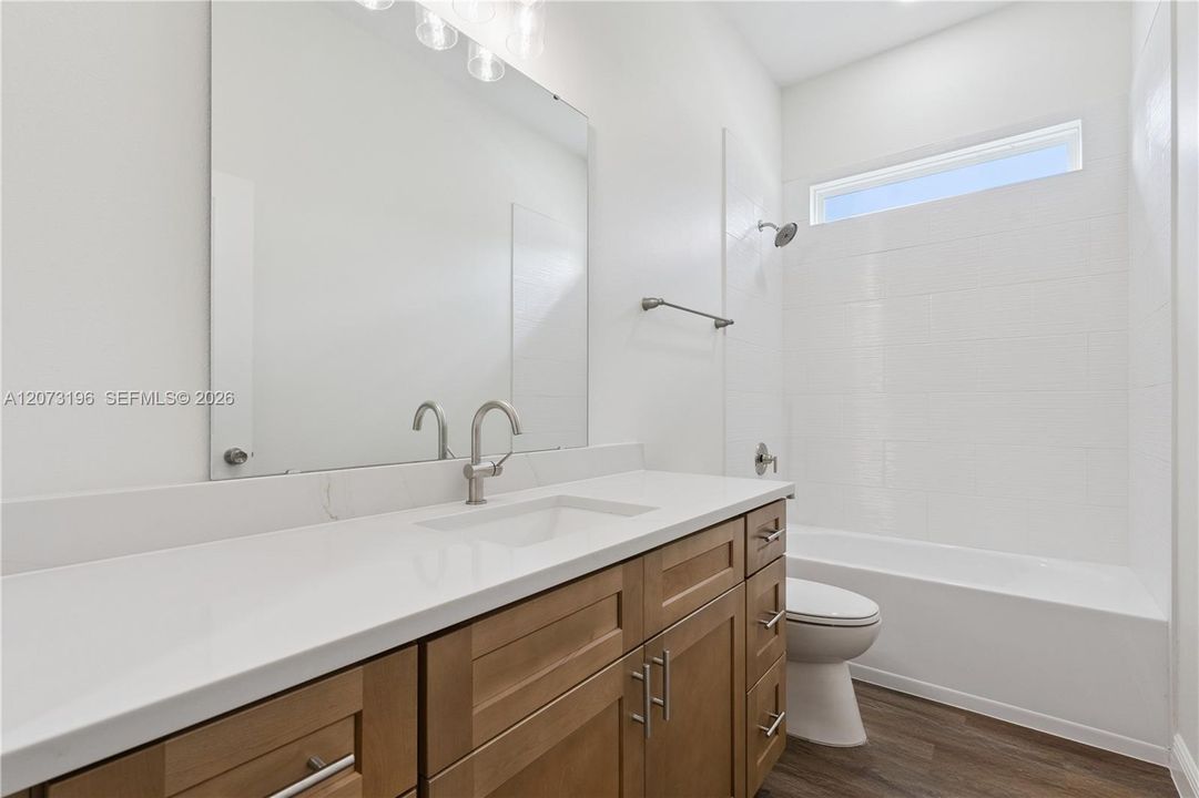 For Rent: $3,600 (4 beds, 2 baths, 1768 Square Feet)