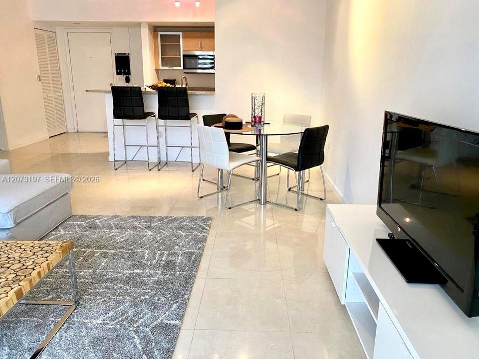 En Renta: $2,650 (1 camas, 1 baños, 828 Pies cuadrados)