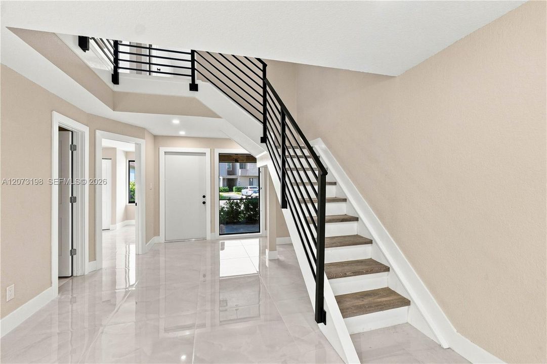 For Sale: $399,999 (4 beds, 3 baths, 1690 Square Feet)