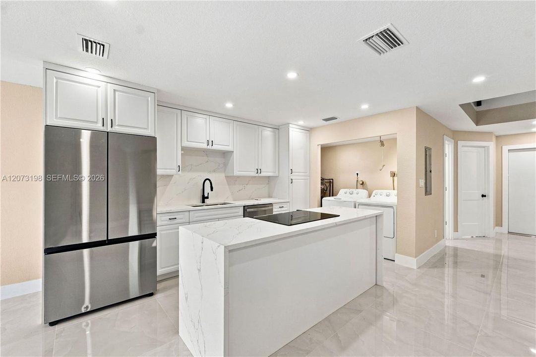 For Sale: $399,999 (4 beds, 3 baths, 1690 Square Feet)