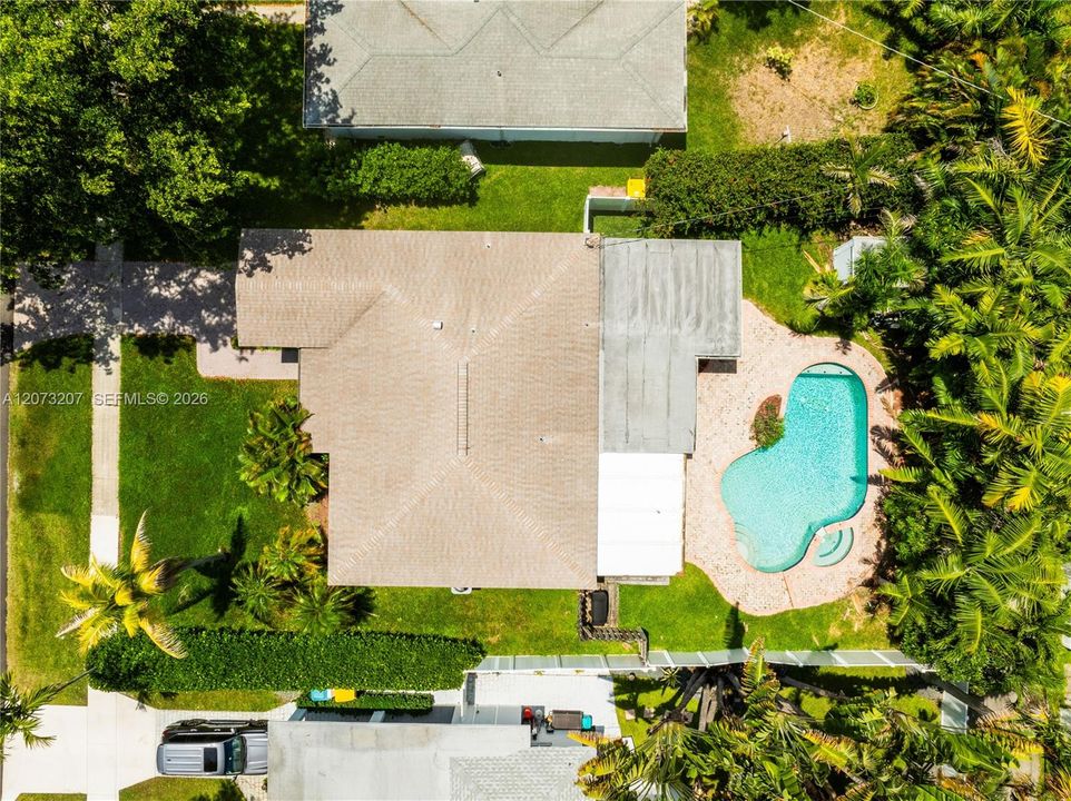For Rent: $5,000 (4 beds, 2 baths, 1636 Square Feet)