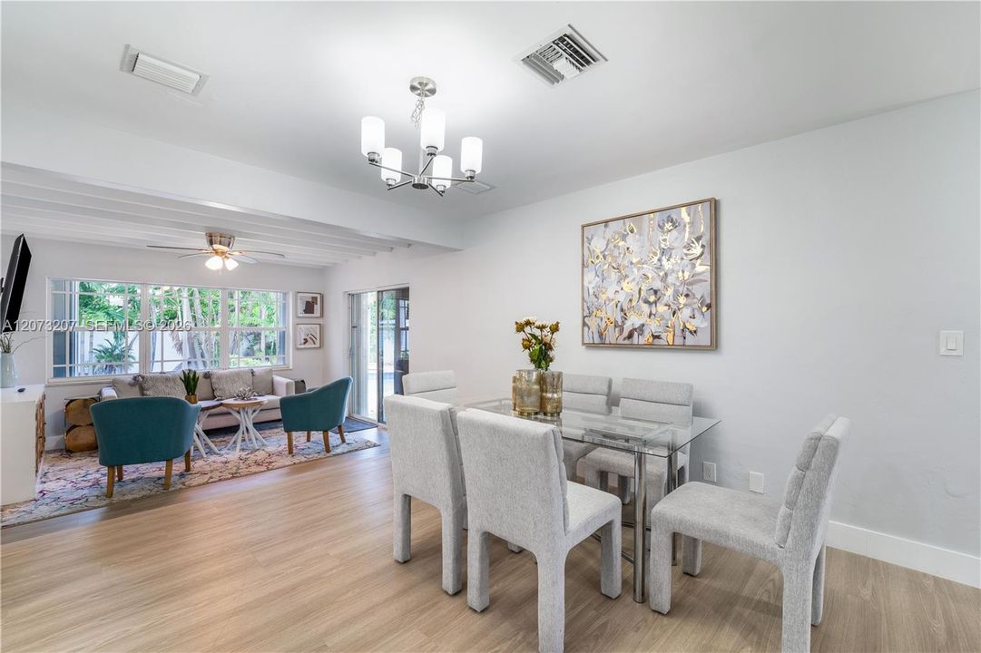For Rent: $5,000 (4 beds, 2 baths, 1636 Square Feet)