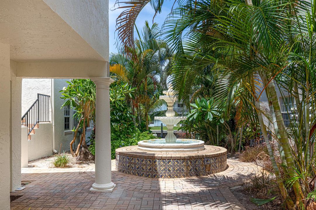 Front Home-Fountain