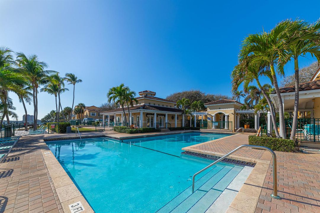 Clubhouse-Beach-C
