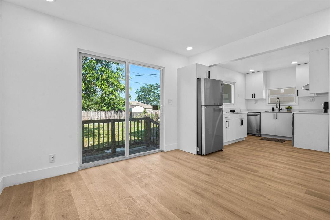 015-230Southwest6thAvenue-DelrayBeach-FL