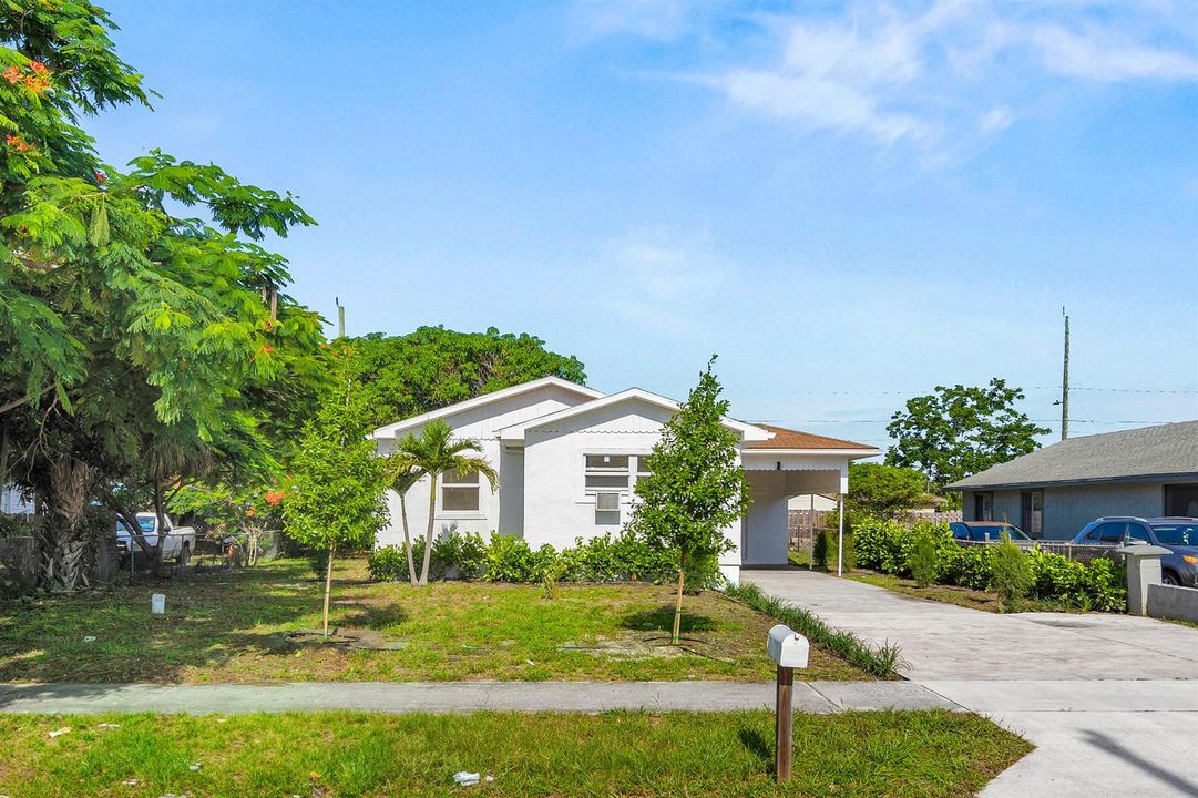 004-230Southwest6thAvenue-DelrayBeach-FL