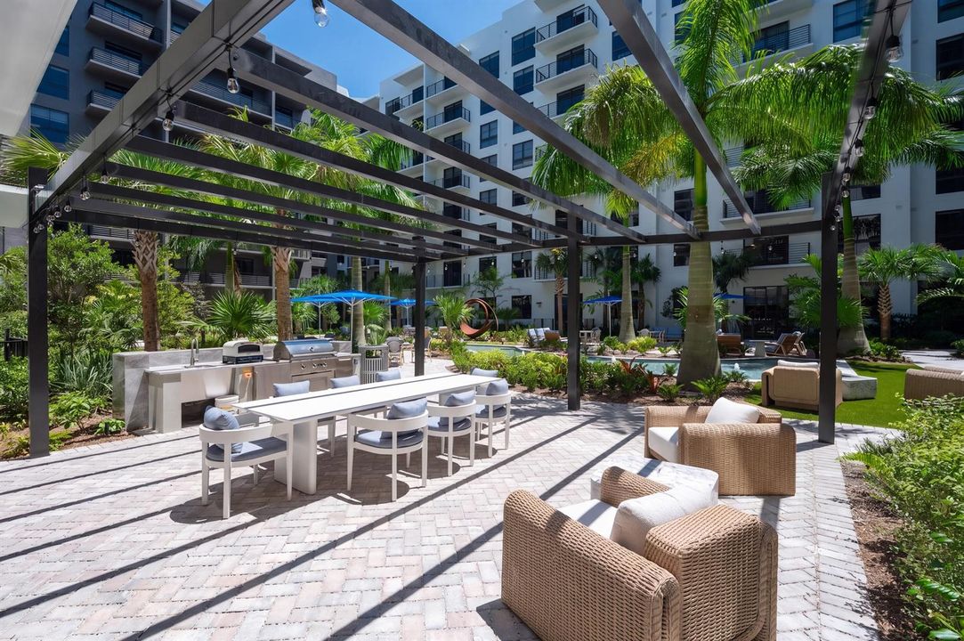 013-Manor-Biscayne-Reshoot