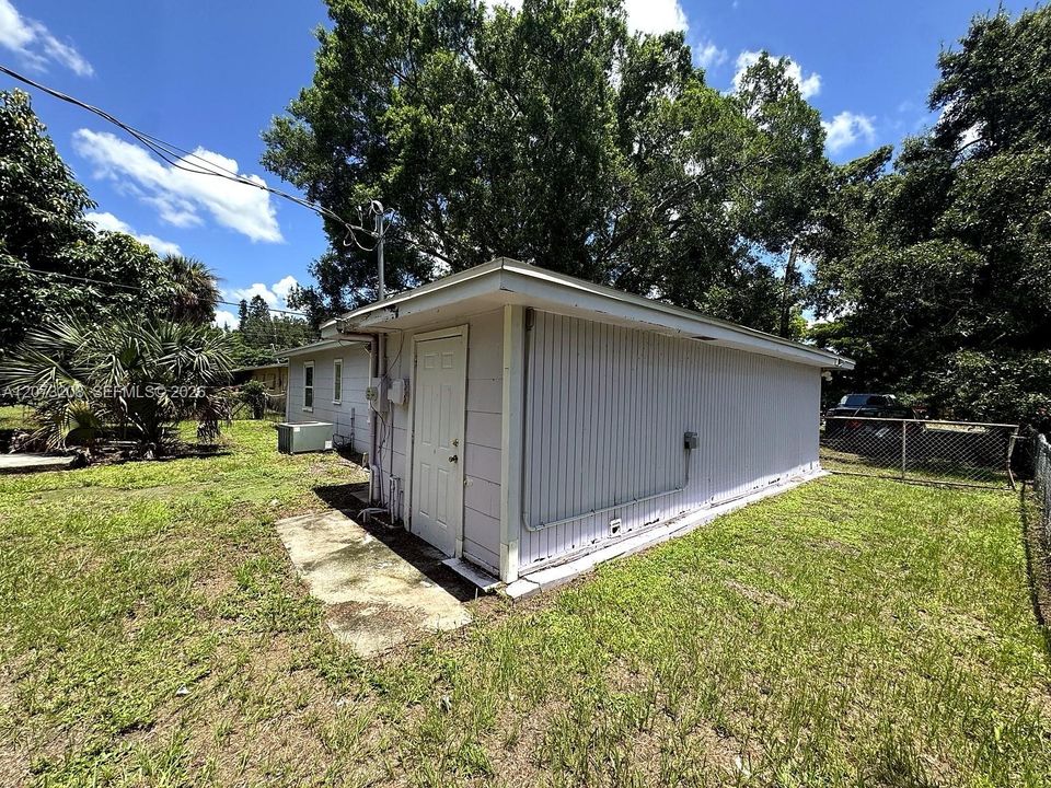 For Sale: $199,900 (3 beds, 2 baths, 0 Square Feet)