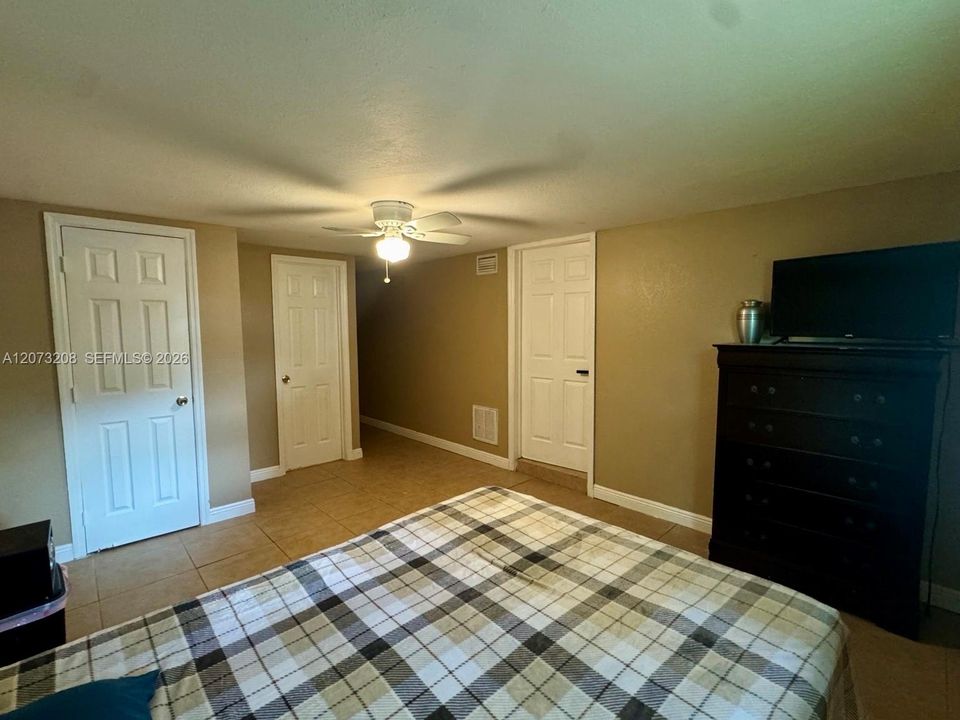 For Sale: $199,900 (3 beds, 2 baths, 0 Square Feet)