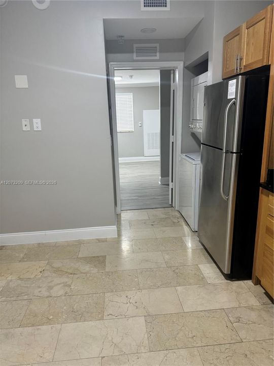 For Rent: $1,950 (1 beds, 1 baths, 0 Square Feet)
