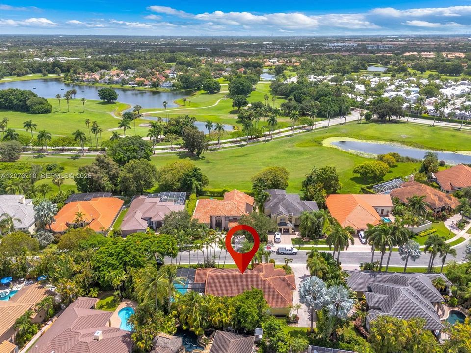 For Sale: $999,900 (4 beds, 3 baths, 2591 Square Feet)
