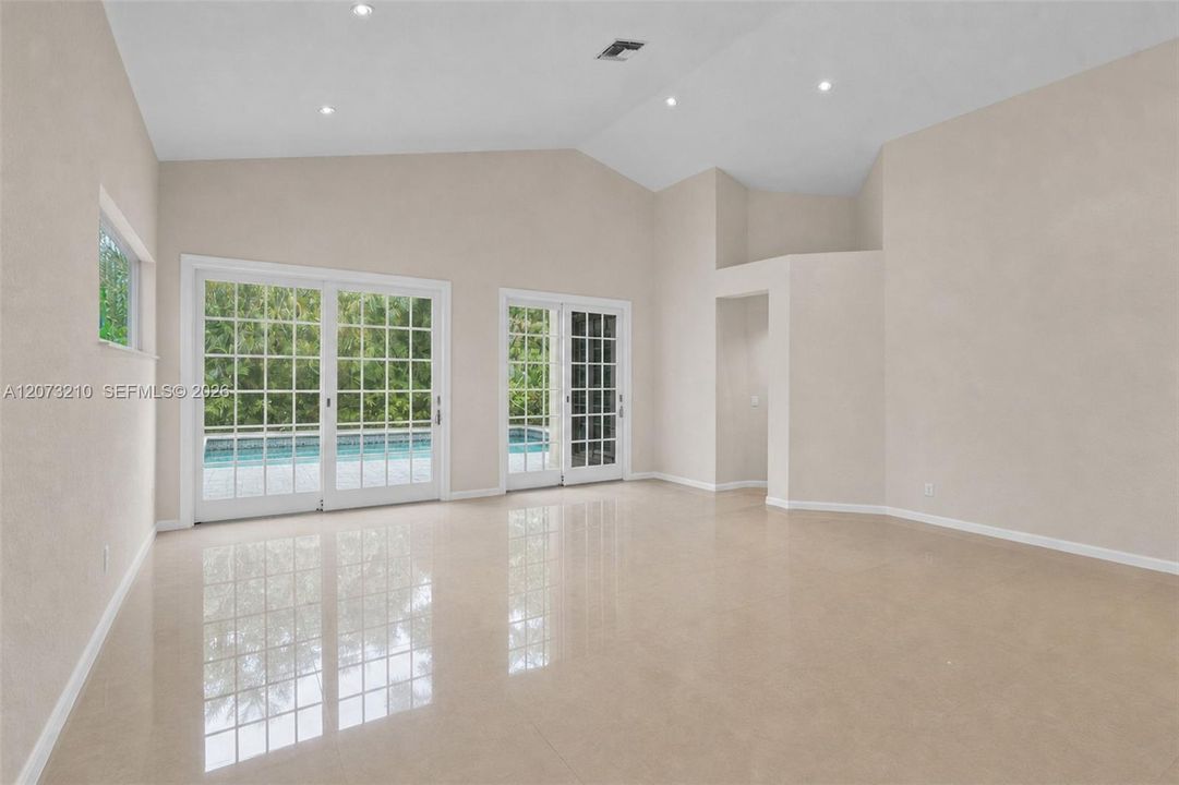 For Sale: $999,900 (4 beds, 3 baths, 2591 Square Feet)