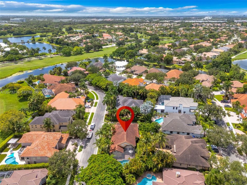 For Sale: $999,900 (4 beds, 3 baths, 2591 Square Feet)