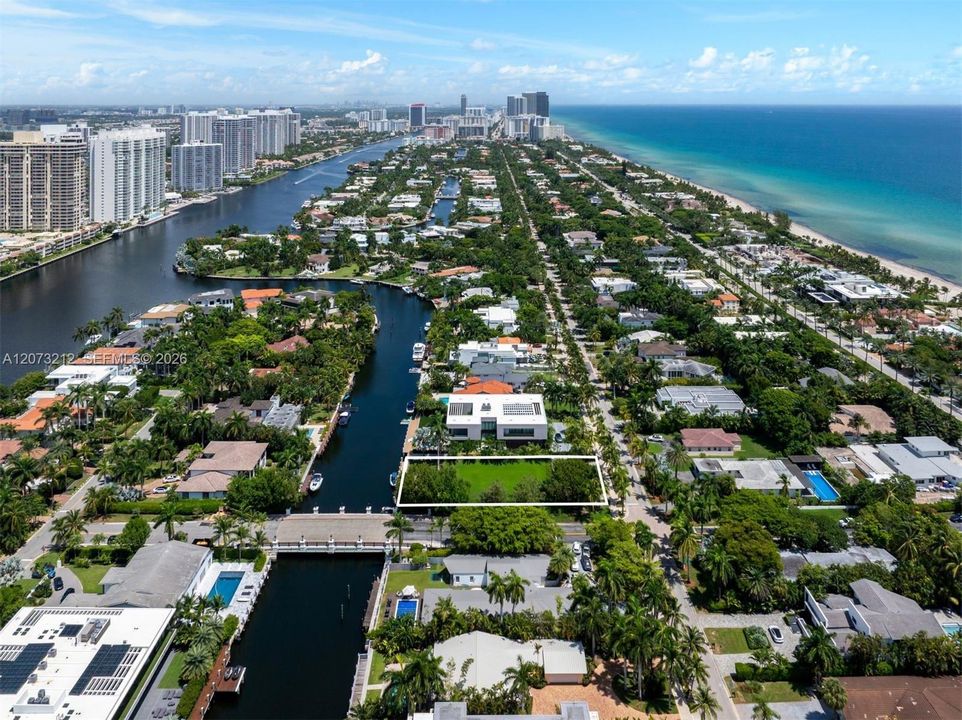 For Sale: $12,500,000 (6 beds, 6 baths, 10995 Square Feet)