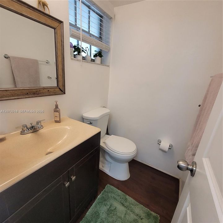 En Venta: $127,000 (1 camas, 1 baños, 811 Pies cuadrados)