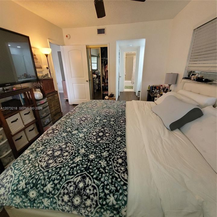 En Venta: $127,000 (1 camas, 1 baños, 811 Pies cuadrados)