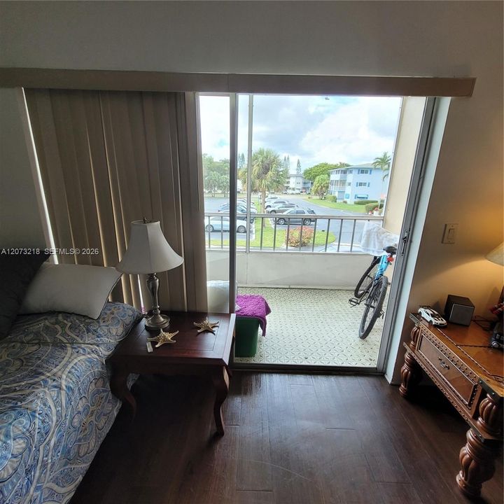En Venta: $127,000 (1 camas, 1 baños, 811 Pies cuadrados)
