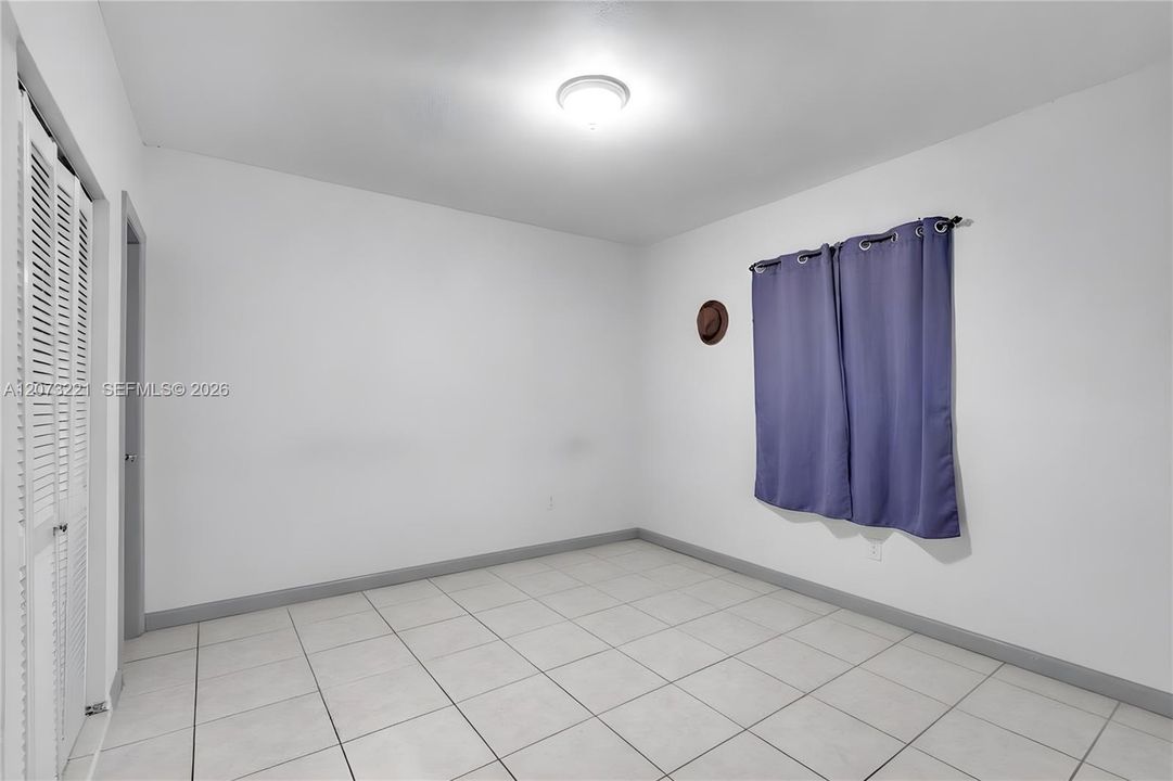 For Sale: $470,000 (3 beds, 2 baths, 955 Square Feet)