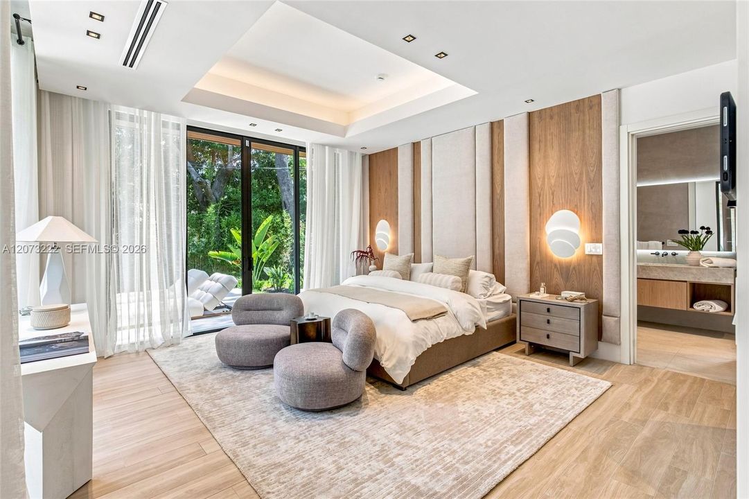 For Sale: $4,650,000 (5 beds, 6 baths, 4618 Square Feet)