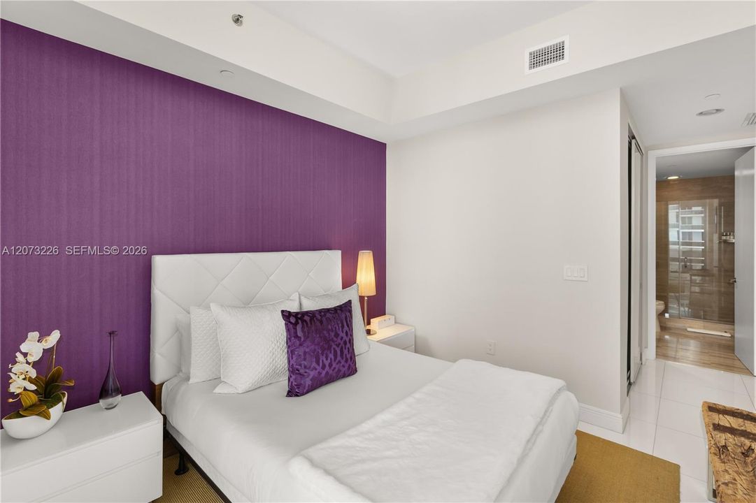 For Rent: $11,998 (3 beds, 3 baths, 1974 Square Feet)
