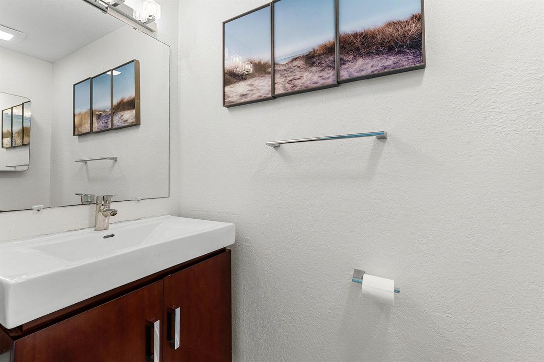 017-968JefferyStreet-BocaRaton-FL-33487-