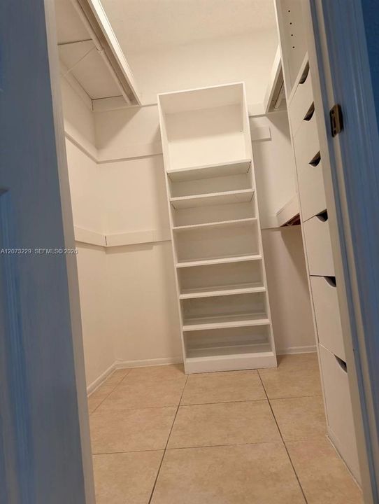 For Rent: $2,200 (2 beds, 2 baths, 1470 Square Feet)