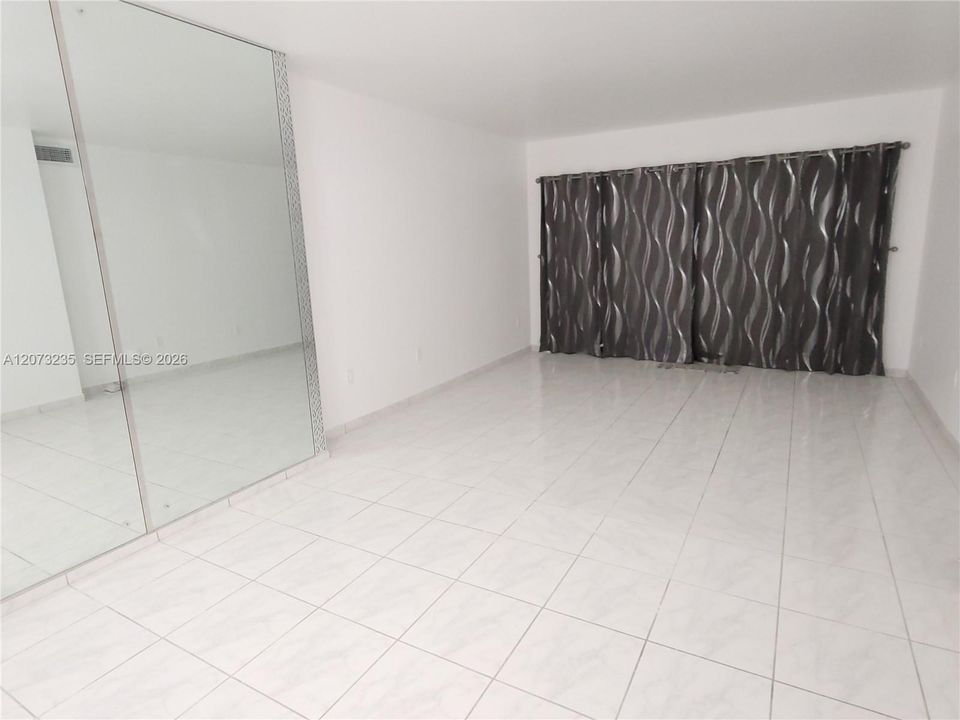 En Venta: $265,000 (1 camas, 1 baños, 762 Pies cuadrados)