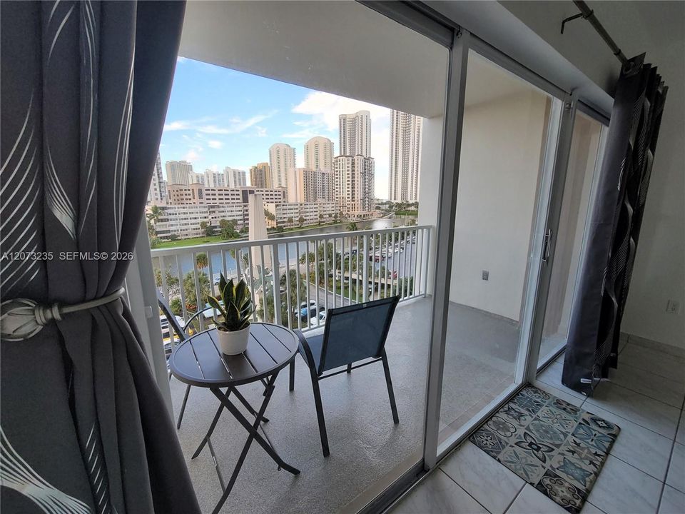 En Venta: $265,000 (1 camas, 1 baños, 762 Pies cuadrados)