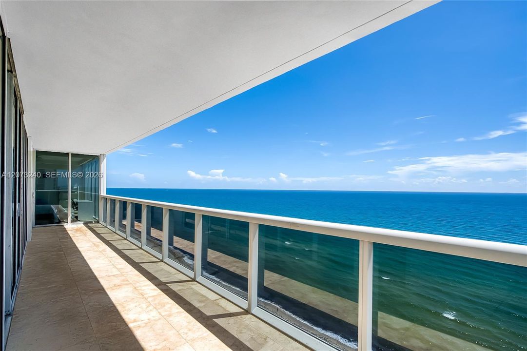For Rent: $12,000 (3 beds, 3 baths, 2065 Square Feet)